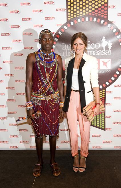 Olivia Palermo, una perdida en la tribu que nunca pierde estilo. ¡¡Glamour maasai <em>babes</em>!!