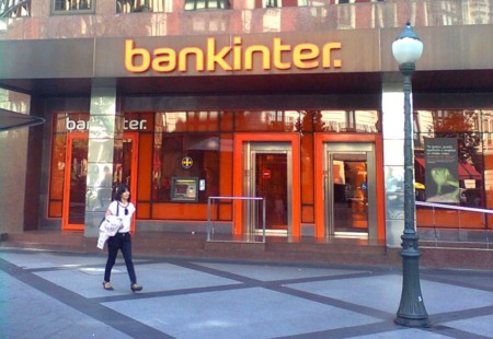 Estas son las condiciones de la "banca vía Twitter" de Bankinter