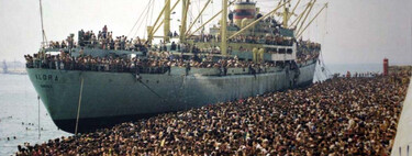 En 1991, Italia creyó que se acercaba un viejo buque de carga. Cuando atracó descubrió que cada rincón estaba lleno de personas 