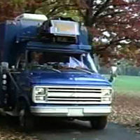 Mira los comienzos poco glamurosos de la conducción autónoma con este Chevrolet Van