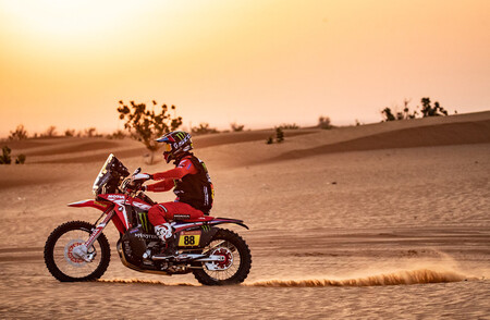 Joan Barreda gana la etapa 6 pero no evita que Toby Price llegue a la jornada de descanso del Dakar como líder