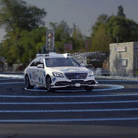 Daimler y Bosch miran al futuro con su flota de robotaxi ya en servicio