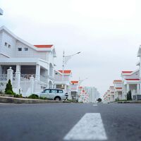 Esta ciudad tan hermética es la única en el mundo en la que no puedes elegir el color de tu coche: o es blanco o no hay coche