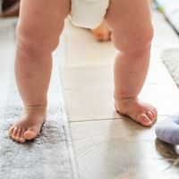 Siete razones por las que nuestro hijo puede tardar en empezar a andar