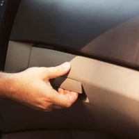 La guantera, esa gran desconocida