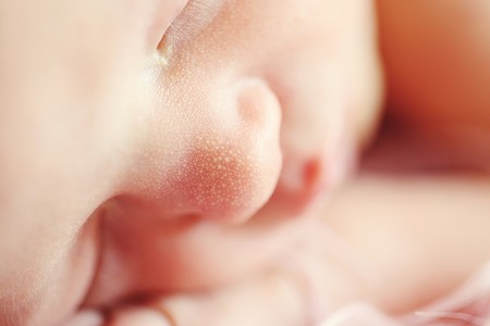 ¿Por qué los bebés recién nacidos huelen tan bien?