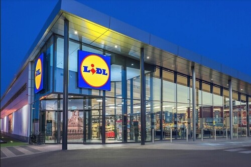 Ofertas en ropa deportiva Adidas y Under Armour en Lidl, con pantalones de chándal por 29,99 euros, chanclas por 11 euros o camisetas por 17 euros