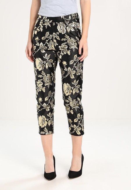 Estos pantalones Vianna de la marca Vila pueden ser nuestros por 19,95 euros tras un 60% de descuento en Zalando