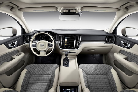 Volvo V60 2019 17