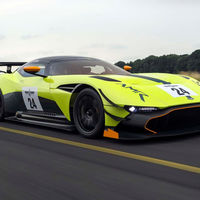 Aston Martin Vulcan AMR Pro: ¿se puede hacer un Vulcan aún más brutal? Pues sí...