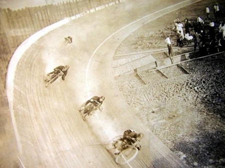 Motorpasión a dos ruedas: historia de los motódromos, detalles Movistar TV y comienzo de Superbikes