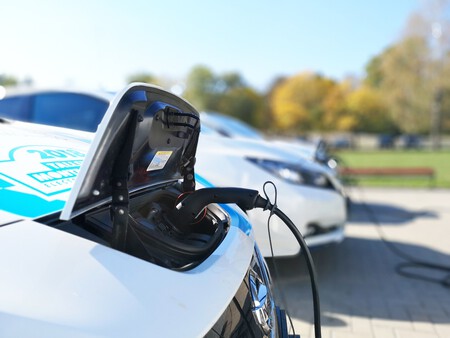EV2