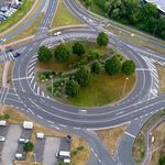 No nos volvamos locos con las rotondas inteligentes