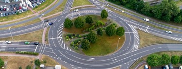 No nos volvamos locos con las rotondas inteligentes