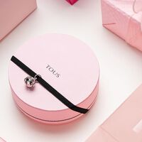 La mejor compra de Tous no son unos pendientes, sino este bolso súper práctico a precio casi regalado que vas a llevar a diario 