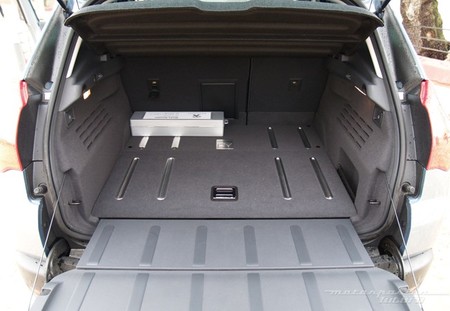 Peugeot 3008 HYbrid4 presentación 09