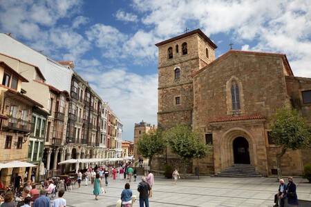 Iglesia De San Nicolas De Bari