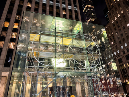 Apple Vision Pro Lanzamiento Nueva York Logo Gafas 003
