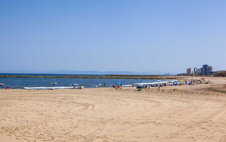 Viajes Valencia Eclipse Solar 2026 Escapadas Playa Buena Comida Vacaciones Baratas Familia Pueblo Marinero Bonito