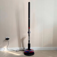 Dyson PencilVac Fluffycones, análisis: la nueva aspiradora de Dyson apuesta por el minimalismo y eso cambia la forma de entenderla