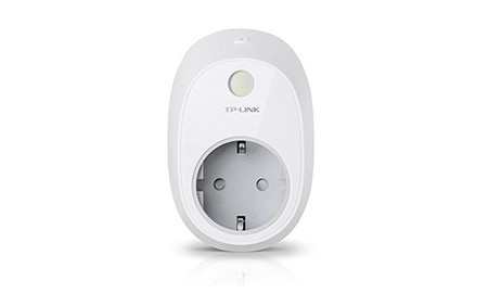 Esta semana, PCComponentes tiene el enchufe inteligente TP-Link HS100 por 26,95 euros