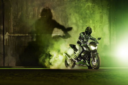 Kawasaki Z300: 39cv, 170Kg y ABS de serie, ¡más madera para el A2!