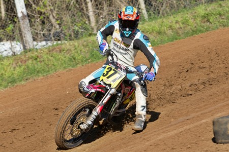 Ferrán Cardús y Franc Serra brillan entre los mejores en el AMA Flat Track de Daytona
