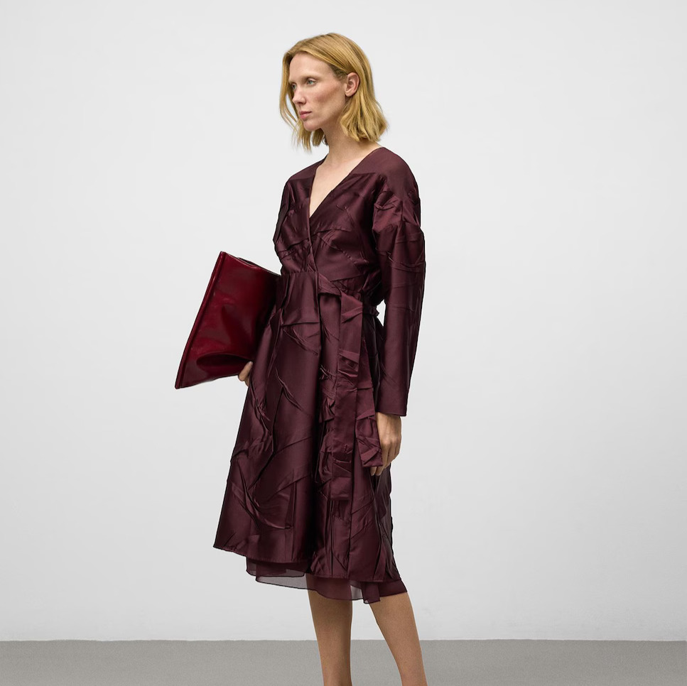 Adolfo Dominguez
Vestido combinado con efecto arrugado