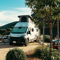 En Mallorca los alquileres están tan caros que muchos se lanzaron a vivir en camper. El Ayuntamiento lo está limitando con multas muy locas 