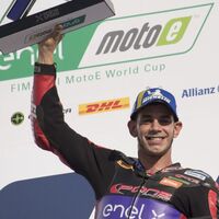 Jordi Torres se proclama campeón de MotoE por segunda vez tras una jugada sucia de Dominique Aegerter