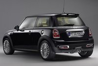 Rolls-Royce le da su propio toque al Mini Goodwood