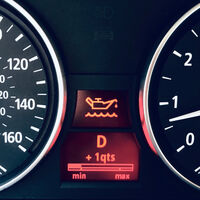 El testigo de una salsera se enciende en el tablero de mi auto: ¿qué significa y qué hay que hacer?