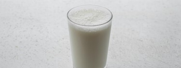 Lidl tiene el microondas estilo retro en el que cocinar y descongelar el pollo si hemos olvidado sacarlo con tiempo 