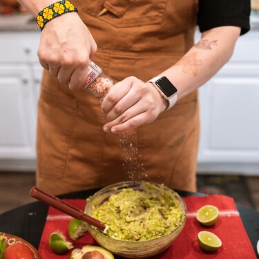 Cómo eliminar el exceso de sal de la comida: los trucos infalibles para recuperar un plato al que has echado demasiado 