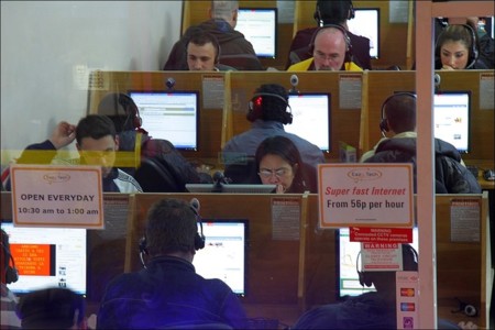 ¿Qué empresas nos apoyan?, se pregunta la EFF