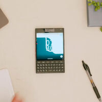 En plena era de la IA, hay quien apuesta por volver al teclado físico. Y no son solo nostálgicos 