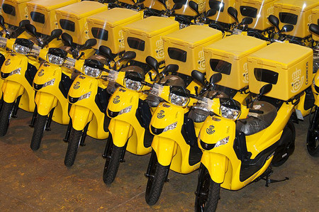 Peugeot Tweet Correos 2020 1