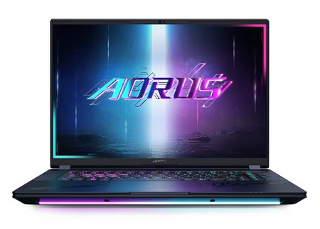 Aorus Master 16 P001