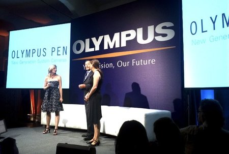 Olympus descubre sus cartas: La E-P3 encabeza la tercera revolución PEN