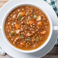 Por qué los expertos recomiendan echarle vinagre a las lentejas o tomar naranja de postre si comes garbanzos: "Se absorbe mejor" 
