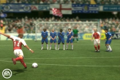 FIFA 2006 y Condemned: manuales escaneados
