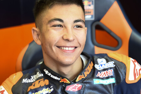 Raul Fernandez Estiria Moto2 2021 3