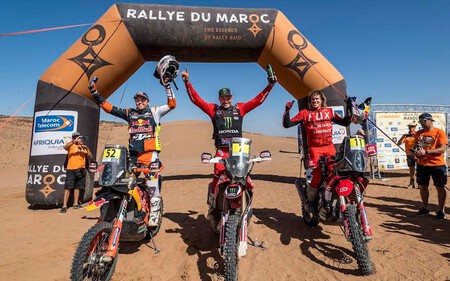 Ya conocemos la lista de inscritos para el Dakar 2022: 151 motos, 16 pilotos españoles y más favoritos que nunca