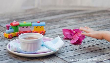 Cocinar con niños: mousse de chocolate sin azúcar y sin nata