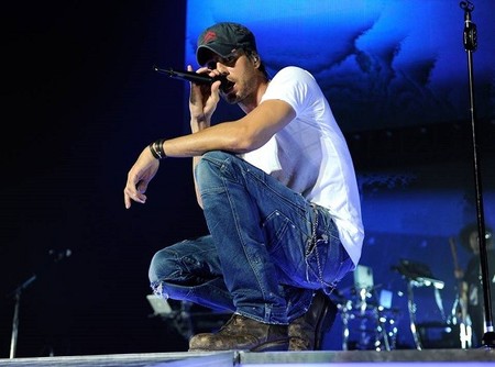 ¿Enrique Iglesias ya no canta pensando en Anna Kournikova?