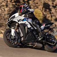 La BMW S 1000 XR se renueva por dentro y por fuera: más músculo, potencia y comodidad para la reina de las curvas