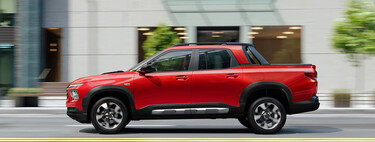 Práctica pick-up con motor turbo y 600 kg de capacidad de carga. Está basada en uno de los SUV más populares de México