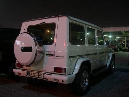 Coche blanco Dubai