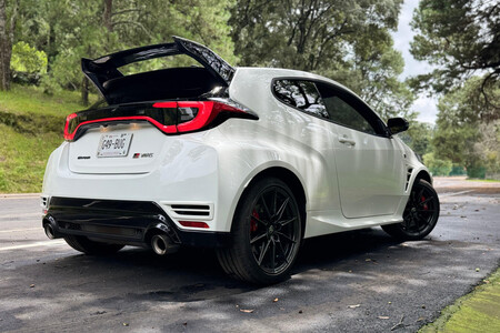 Yaris Gr App 2027 2