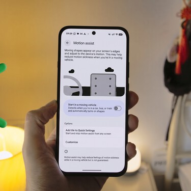 Android tiene una actualización para todos, sin importar la marca: 'Motion Assist' contra mareos, rastreo de objetos con Gemini y más 